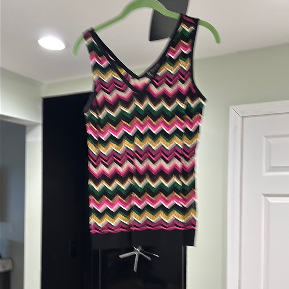 Colorful Chevron Pattern Dress - Picture 2 of 10